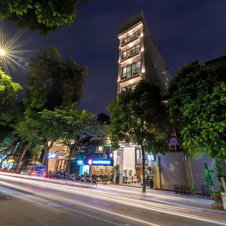 Beryl Signature Hotel & Travel-2